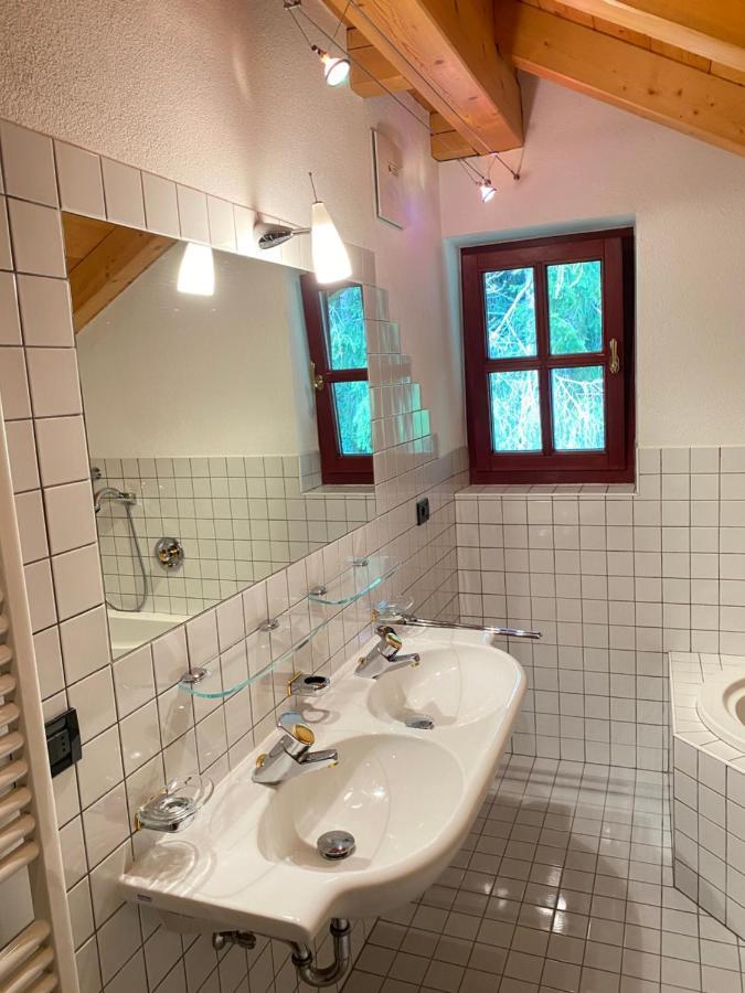 Im Weissen Schloessl Friedemann Apartment Rasun di Sotto Exterior photo